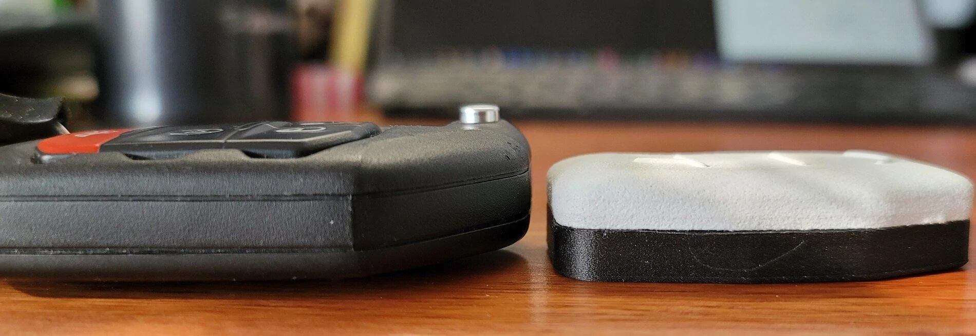 Jeep Gladiator Re-engineering the brick (keyfob) Alpha 2.1 vs stock profil