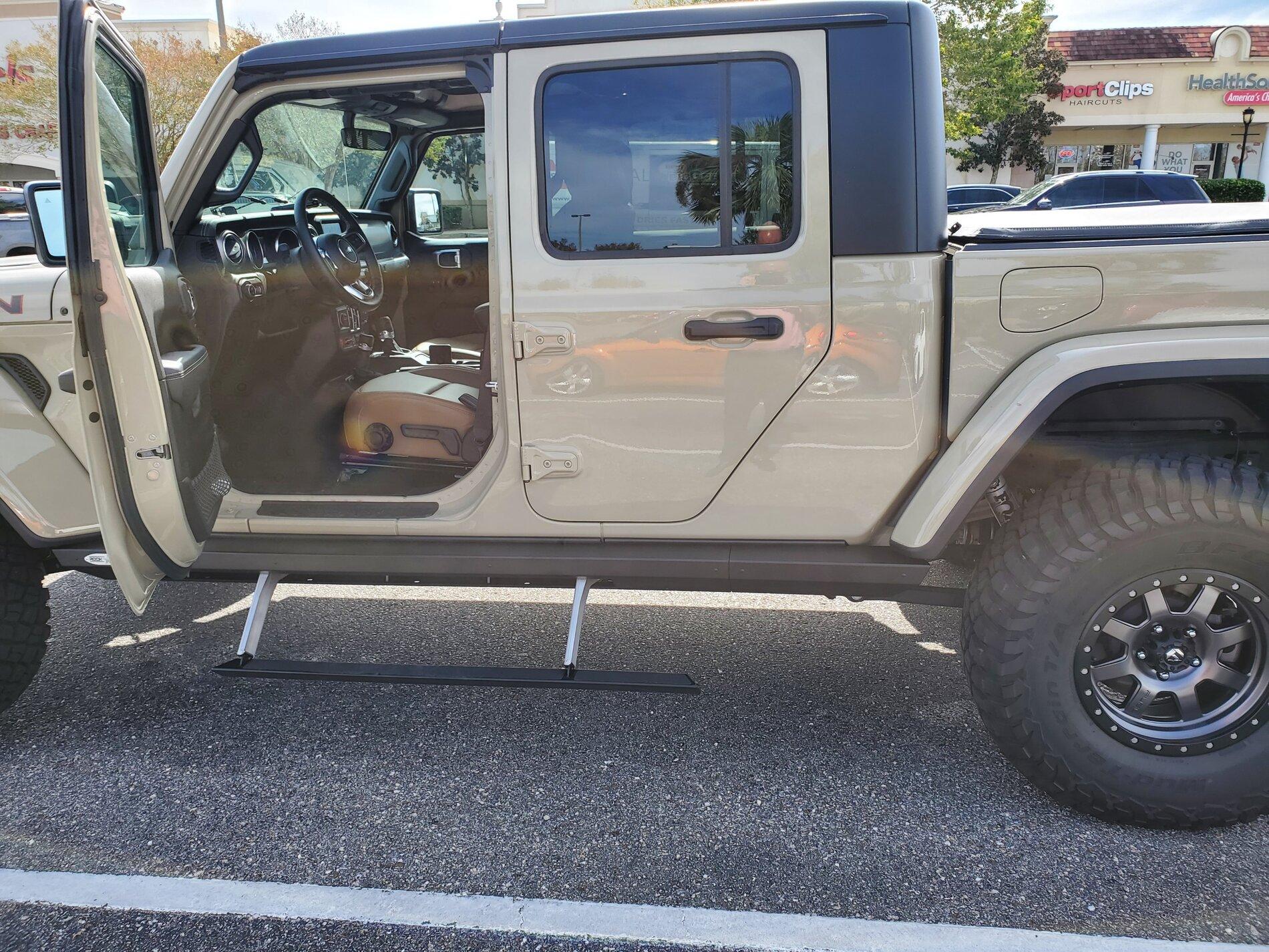 Jeep Gladiator Usethis83 Gobi Rubicon Project 20201105_112929_copy_3024x2268