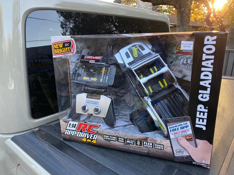 Jeep Gladiator 1:32 diecast model Jeep Gladiator!!! i-MNC3Nt7-L