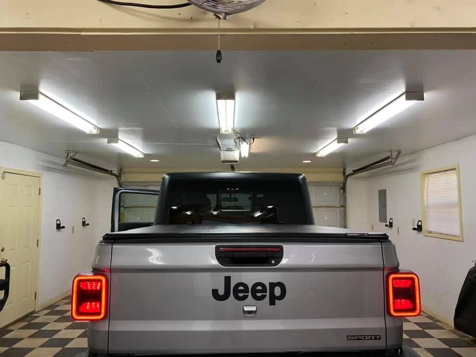 Jeep Gladiator Aftermarket LED taillights led2