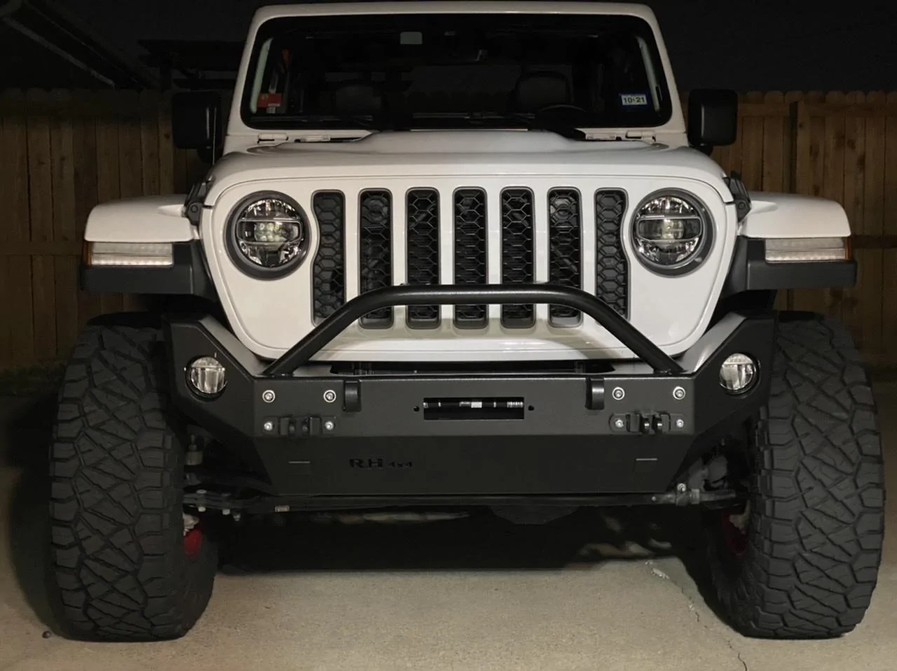 Jeep Gladiator My Rockhard 4x4 mid-width bumper arriving tomorrow EFE51EE4-99BC-4A66-B840-EF0D0FB0EFA2
