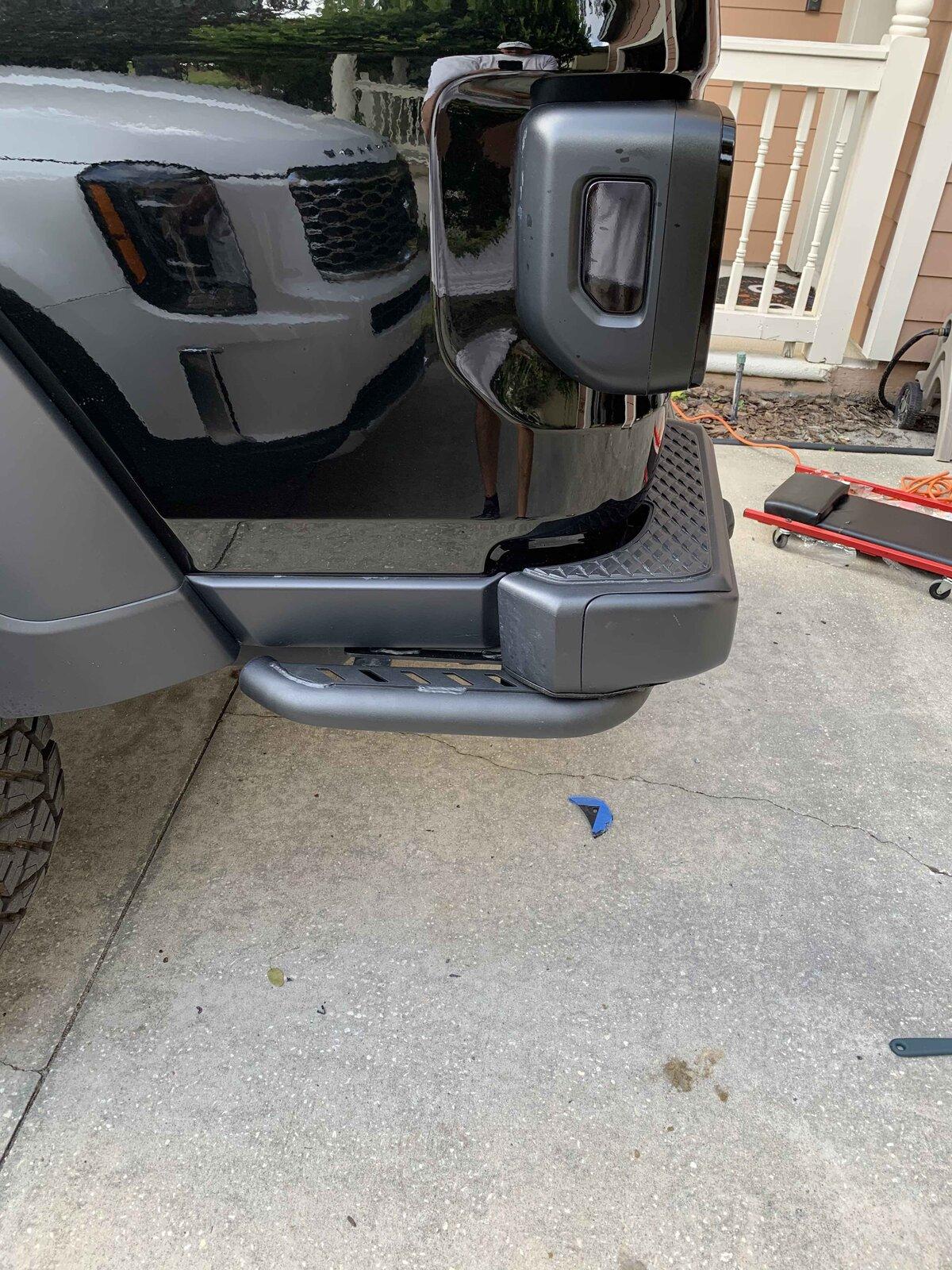 Jeep Gladiator Rubicon Rear Quarter Rock Slider IMG_8216