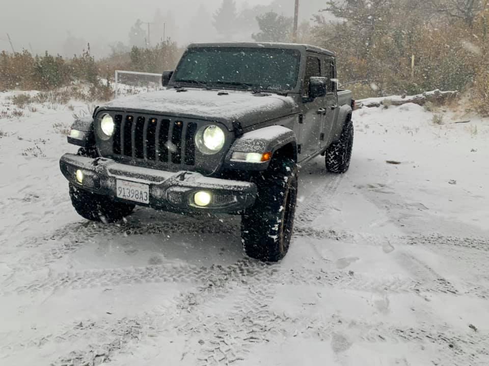 Jeep Gladiator Calling all Chino Hills Gladiators snow