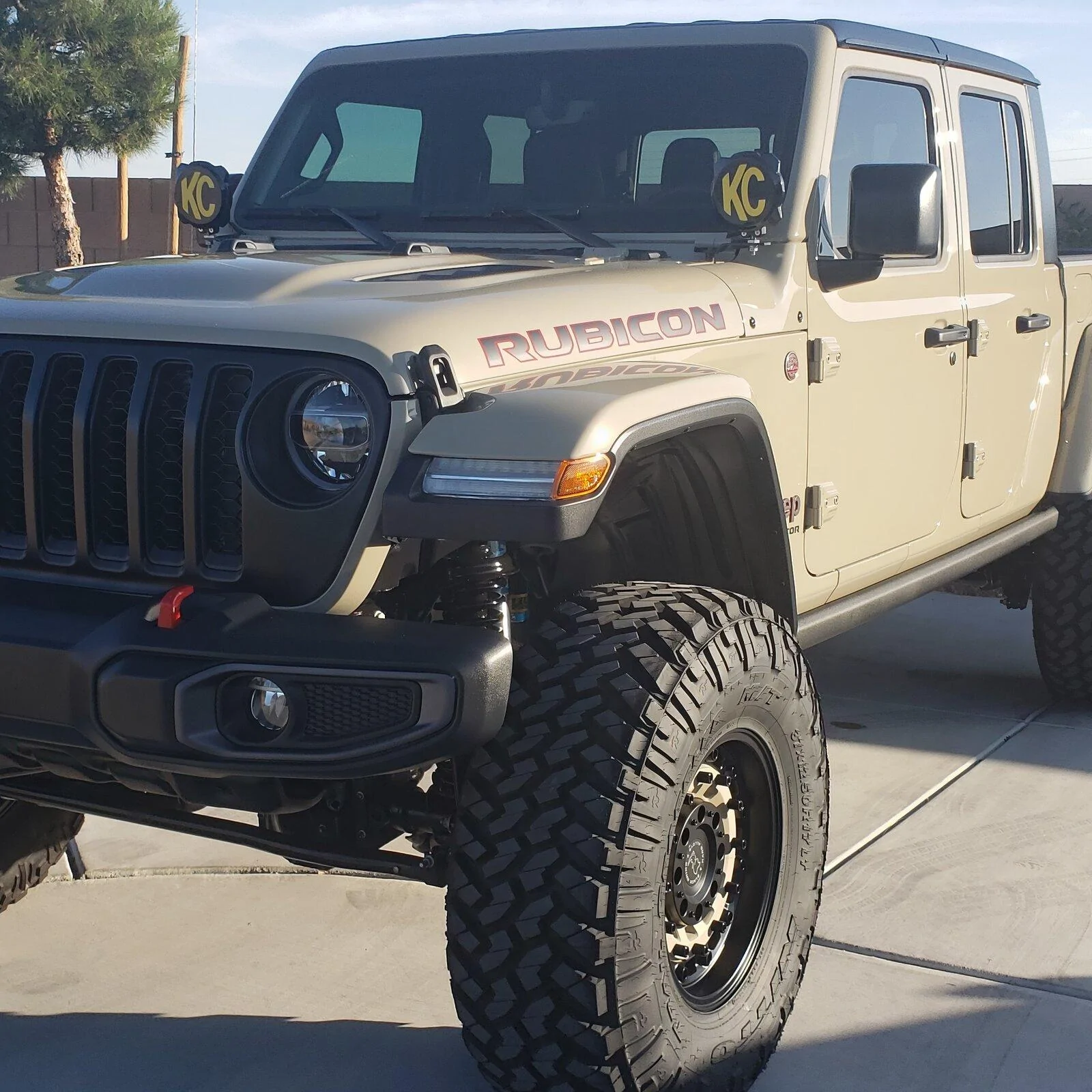 Jeep Gladiator Lets see all those Gladiators with lifts and bigger tires! IMG_20201104_130624_749