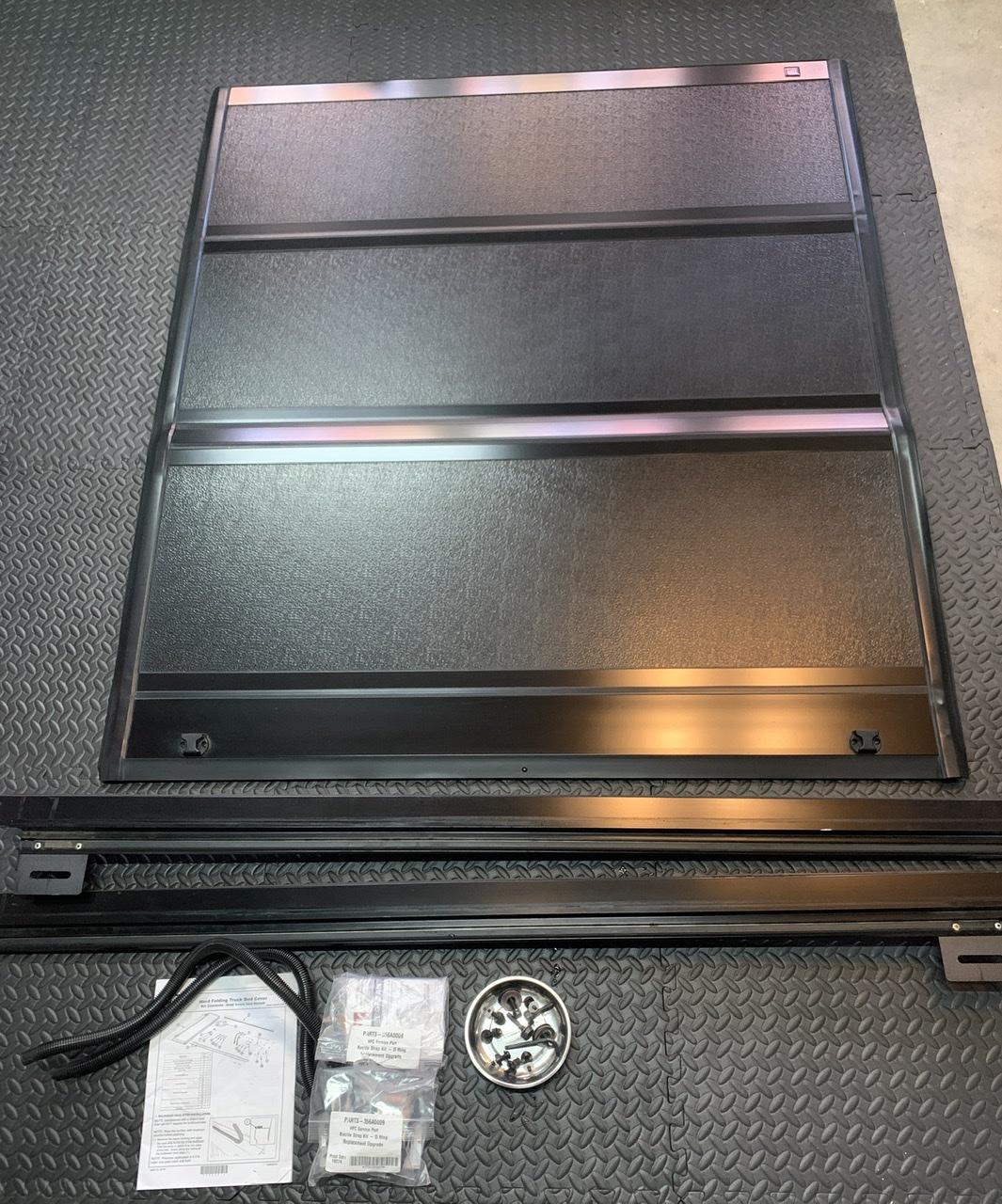 Jeep Gladiator SOLD mopar hard tri-fold tonneau cover BF8503FB-F420-4A81-BF0D-851E656EC3E2