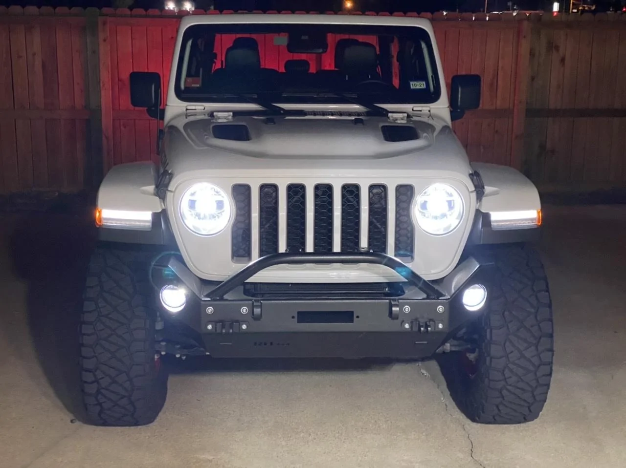 Jeep Gladiator Any suggestions on a front bumper that will fit the stock LEDs? B5CEDC74-DB7E-472D-A956-F08CC959FA2B