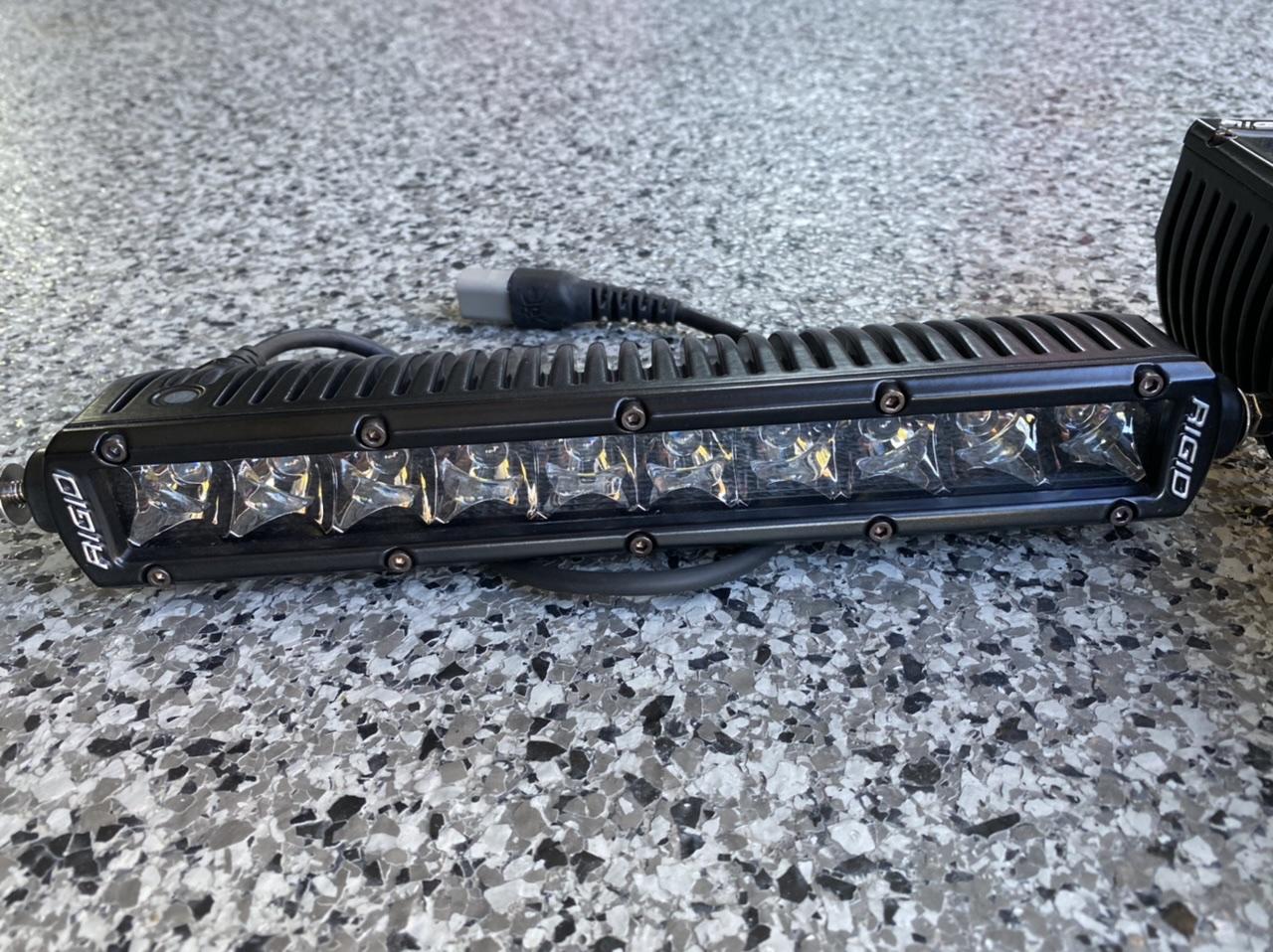 Jeep Gladiator Pair of Rigid SR 10” light bars like new 5BBF3BF7-9952-4E32-842D-F71DAB51CADB