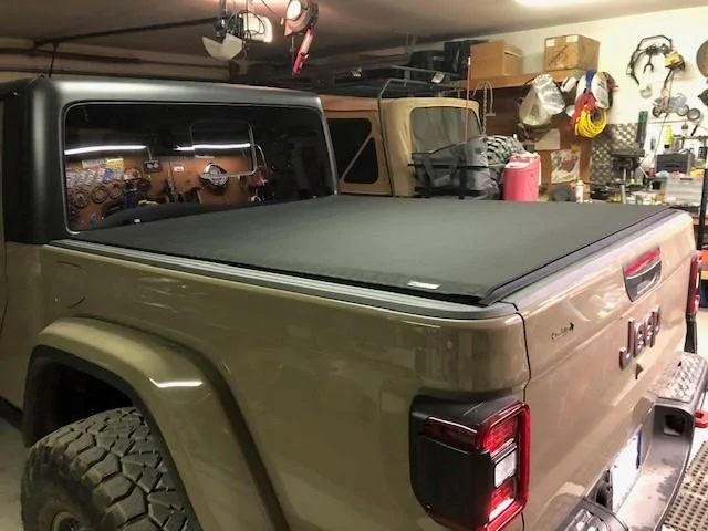 Jeep Gladiator GATOR Gladiator JT Club tonneau2