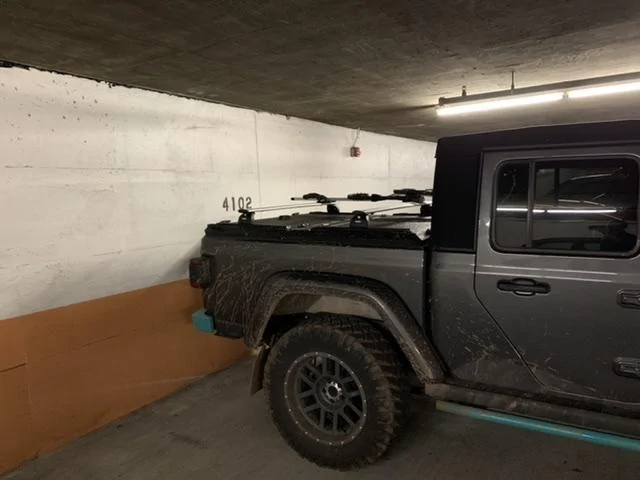 Jeep Gladiator Diamondback HD and Thule Load Bars 9388123C-FA5D-433C-8DC7-D7823B02CB69