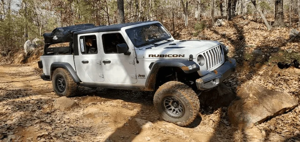 Jeep Gladiator JCR Half Rack 1604939169402