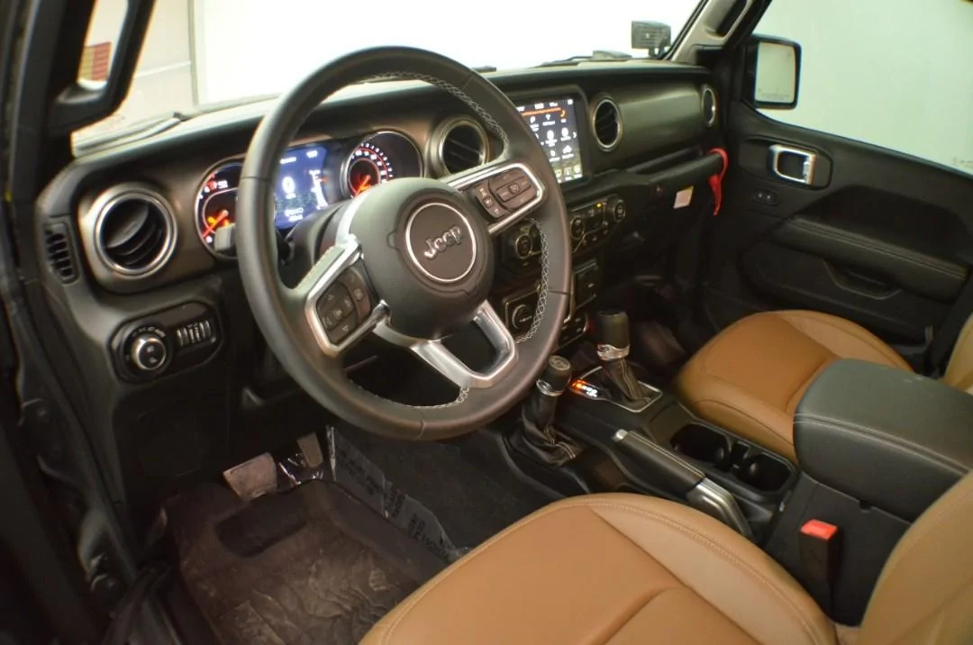 Jeep Gladiator LIKE-NEW 2020 GLADIATOR RUBICON FOR SALE! cu-2