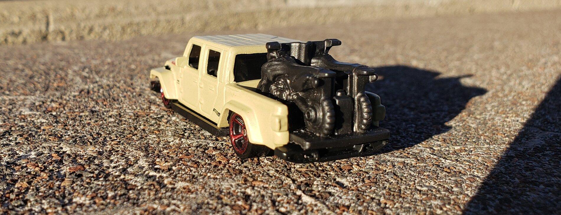 Jeep Gladiator 2020 Jeep Gladiator Hotwheels Released 20201109_153924