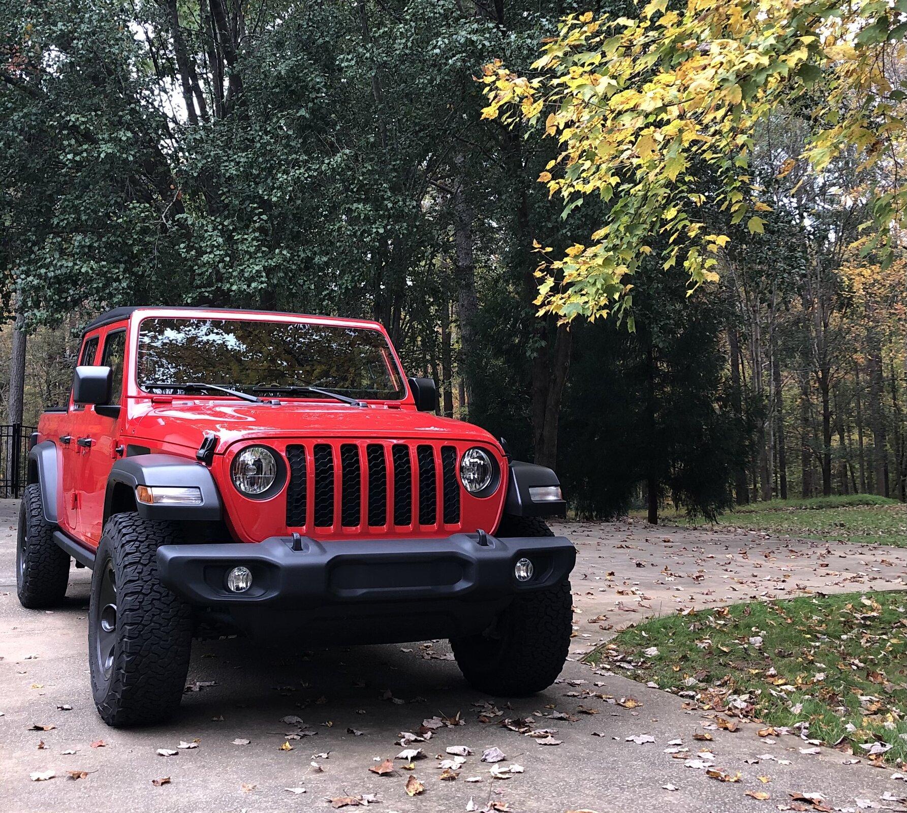 Jeep Gladiator FIRECRACKER RED Gladiator JT Club BB6A064E-543D-4E2A-9BD0-7BFC0D16E317