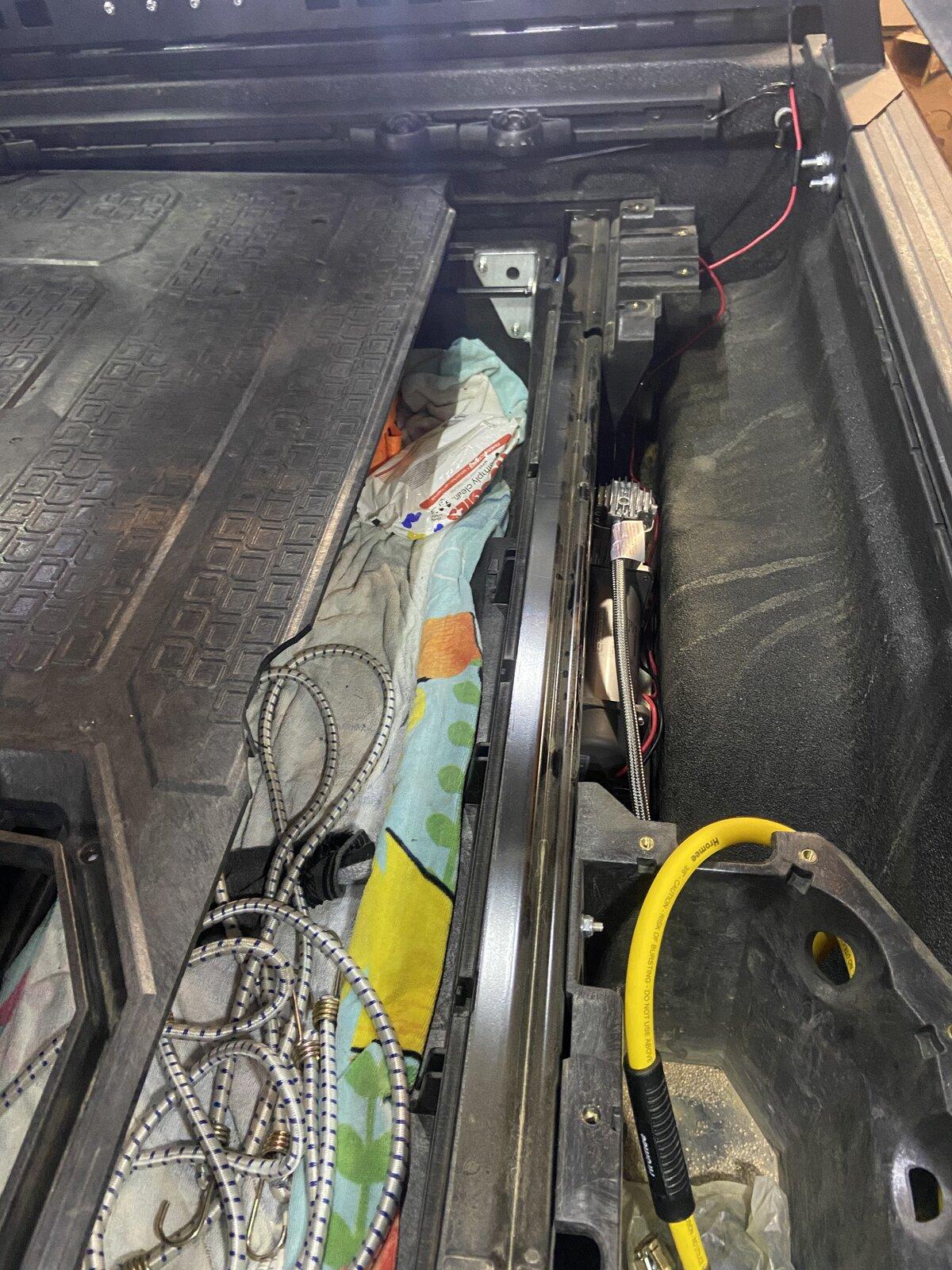 Jeep Gladiator Decked review - solve wasted space? IMG_2502