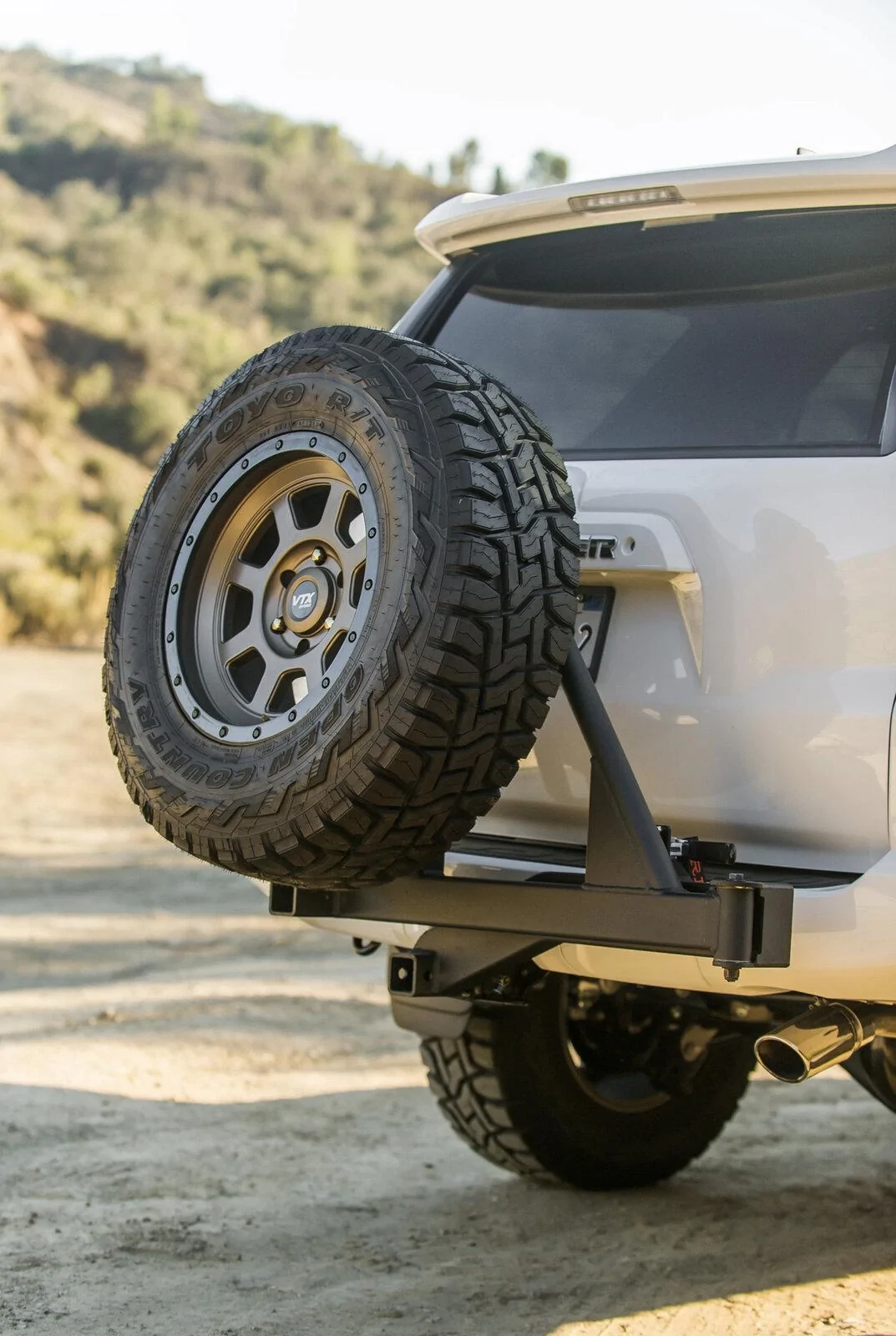 Jeep Gladiator Identify this rear bumper! B7C71C00-44E3-4DC0-9B7A-46833668F50A