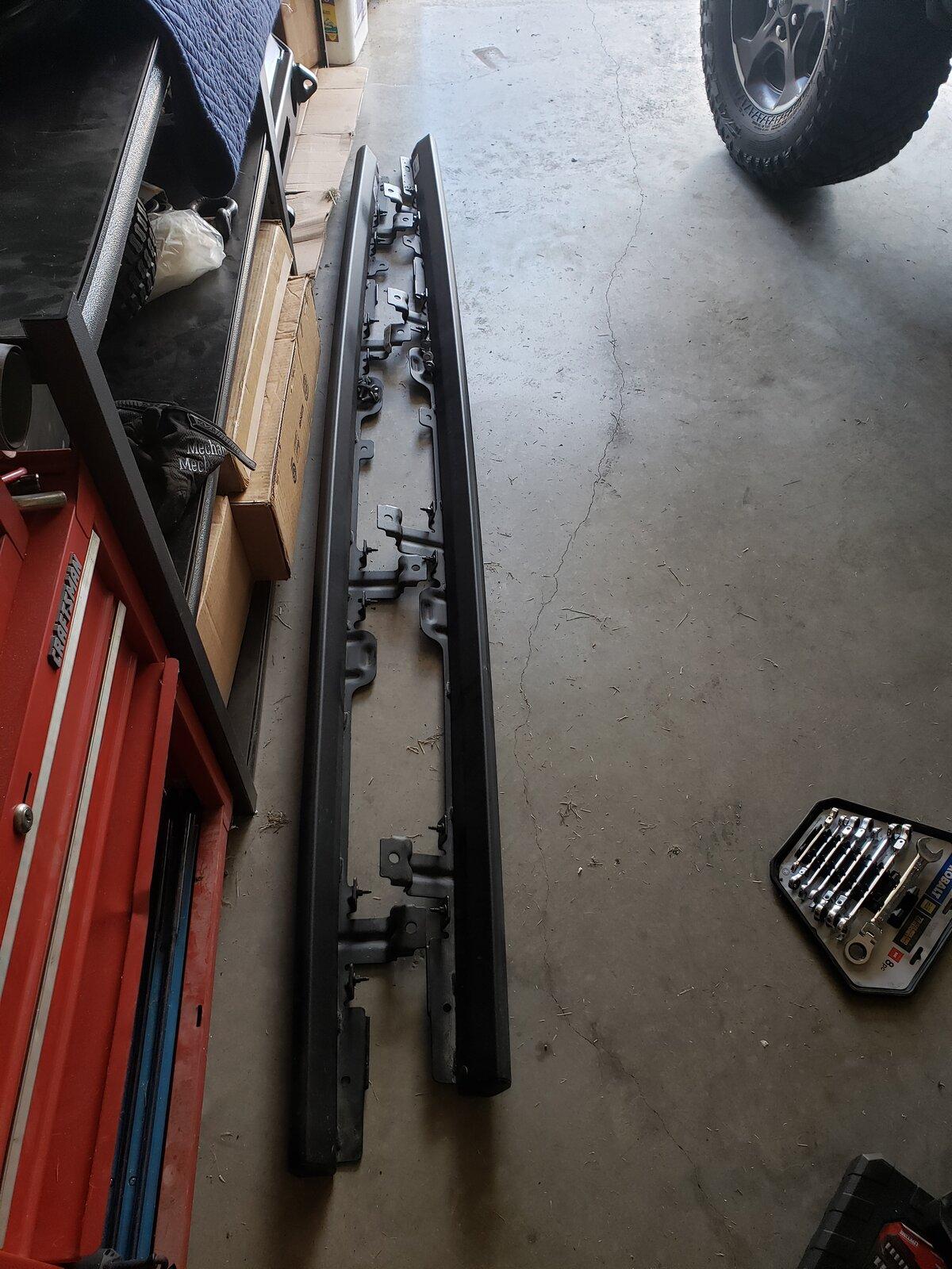 Jeep Gladiator Rubicon Rock Rails 20201109_135243