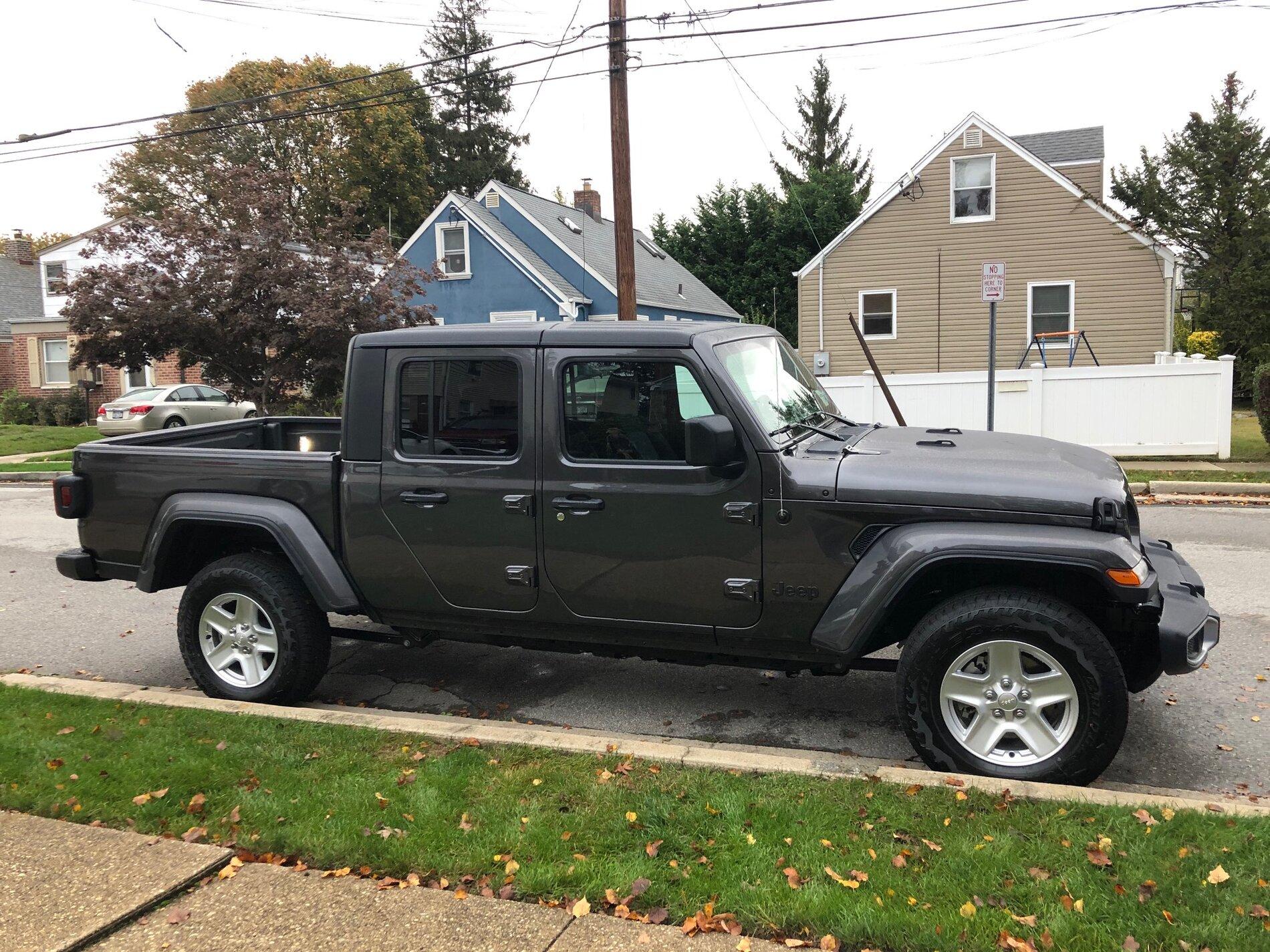 Jeep Gladiator GRANITE CRYSTAL JT Gladiator Club IMG_4405