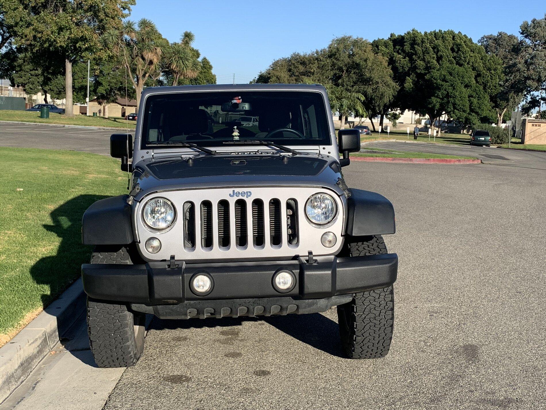 Jeep Gladiator 17’ JKU Sport S - SoCal 6E236A71-AB8E-4025-88C6-1F417165720F