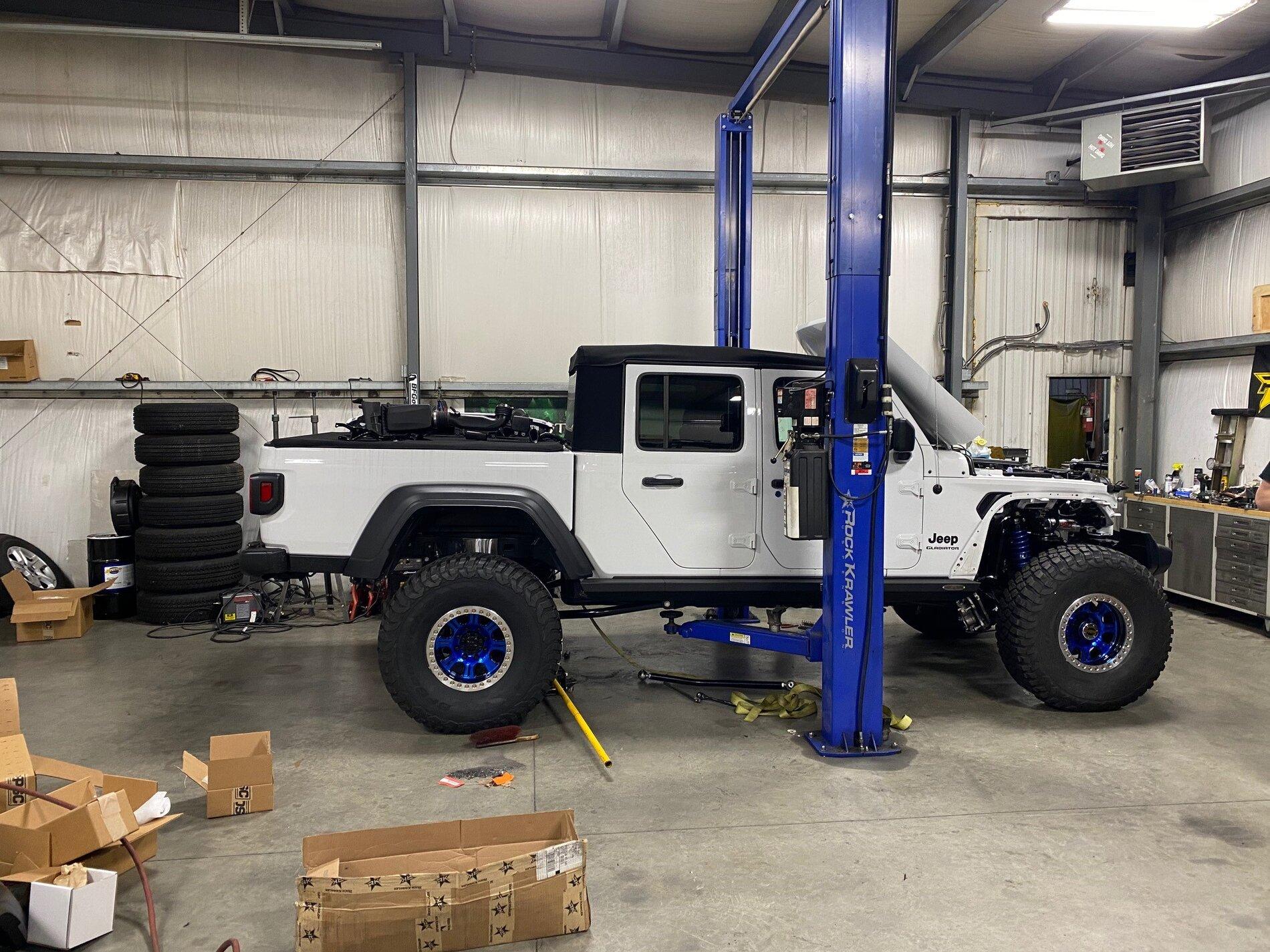 Jeep Gladiator Rock Krawler 3" X Factor JT System Pace