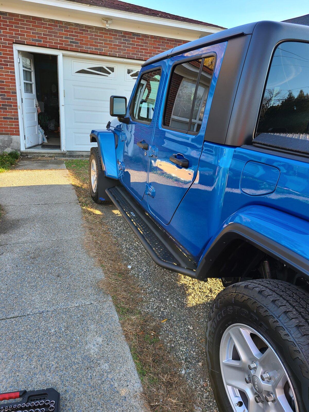 Jeep Gladiator HYDRO BLUE PEARL Gladiator JT Club 20201110_150341