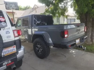 Jeep Gladiator Pictures of 33s and 35s 6377DCAF-02BA-4506-AFC3-C3FB242353E9