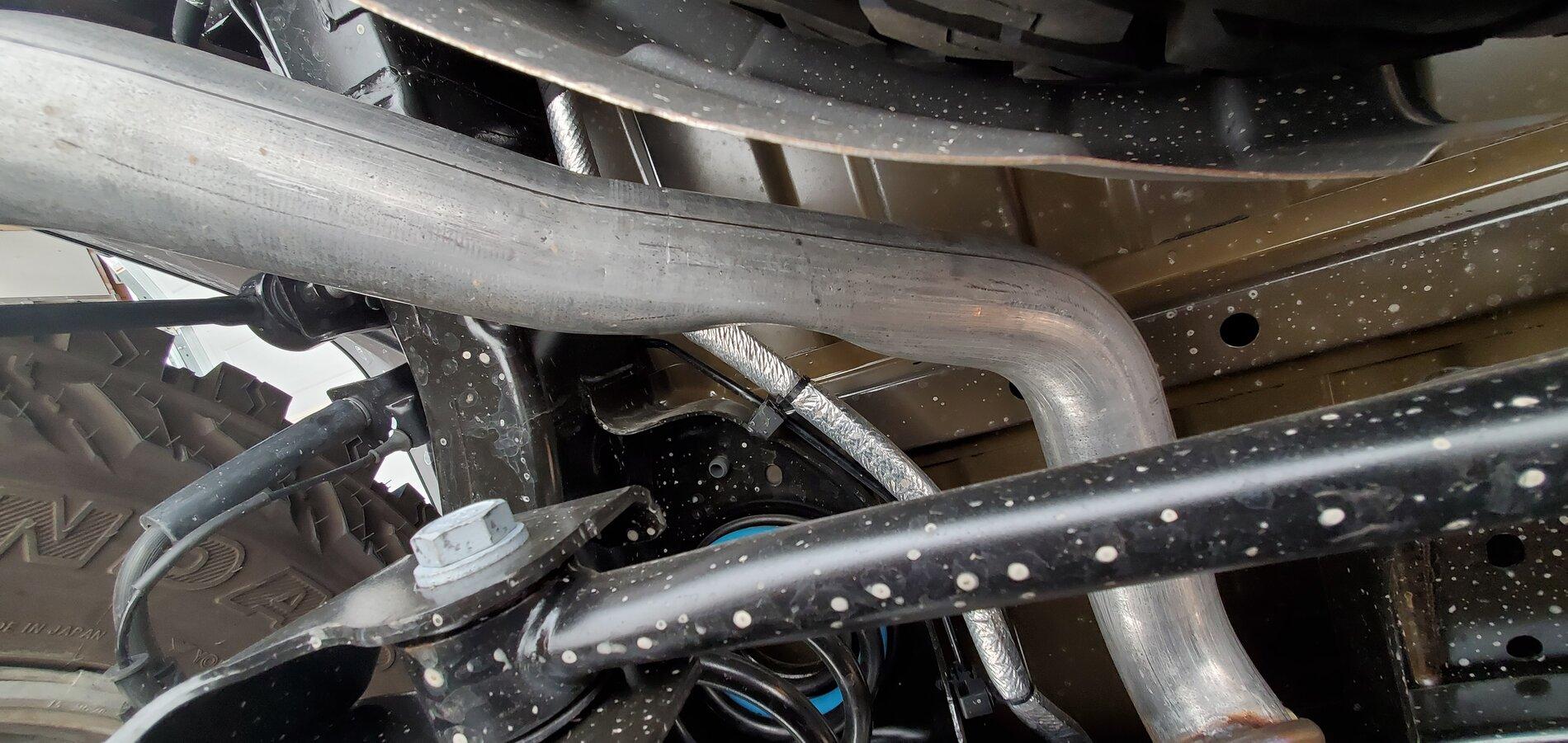 Jeep Gladiator Dented exhaust 20201114_134050