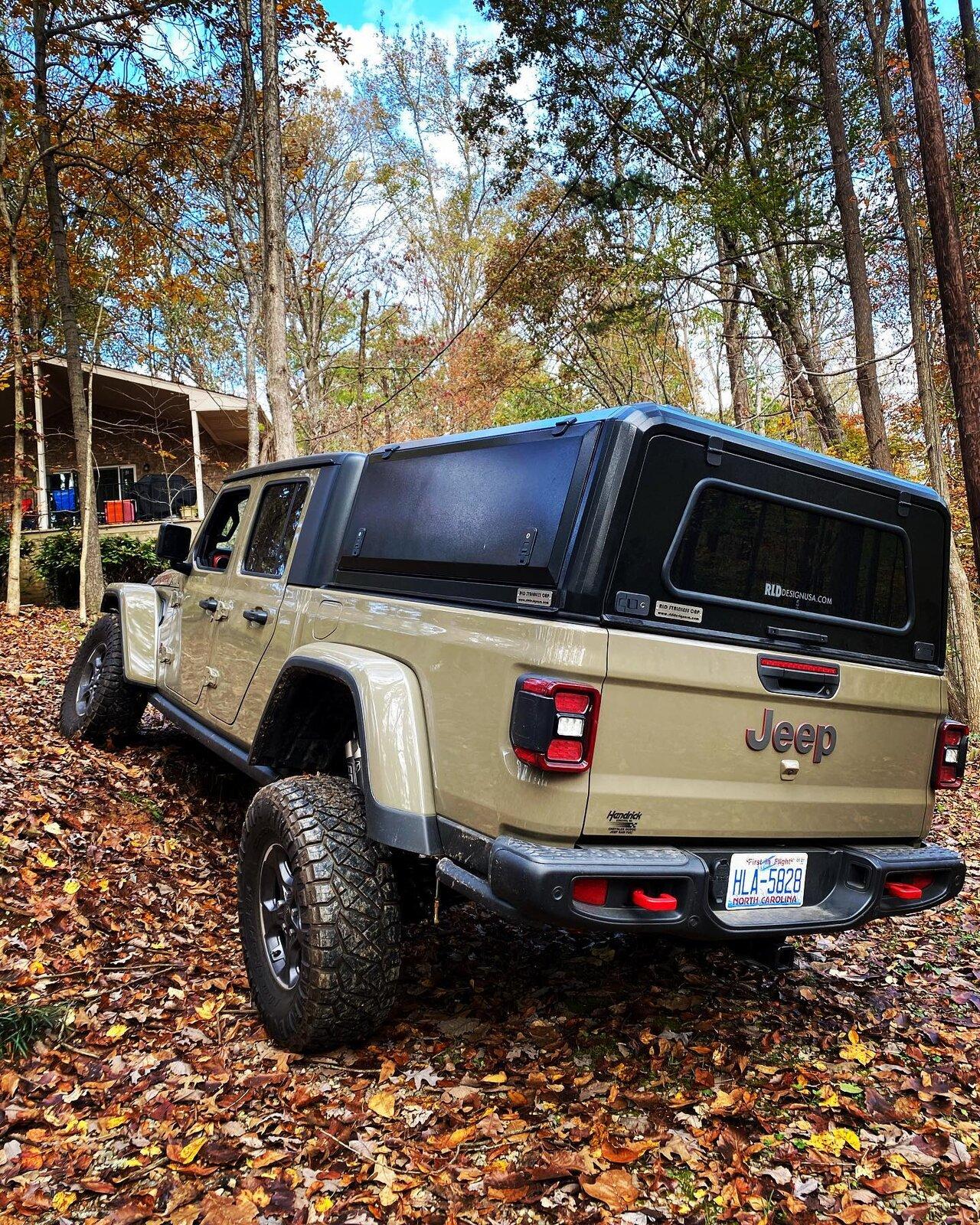 Jeep Gladiator Gator AND/OR Gobi Pics 125409395_10106241845069607_2246990394444163300_o