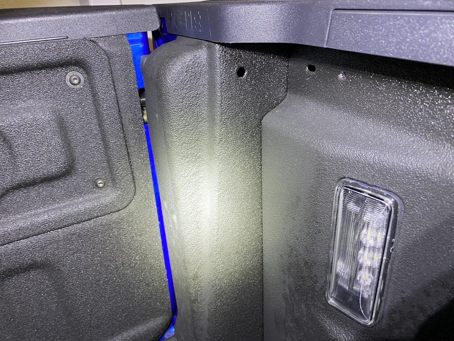 Jeep Gladiator Rugged Ridge Tonneau cover install issues IMG_3522.JPG