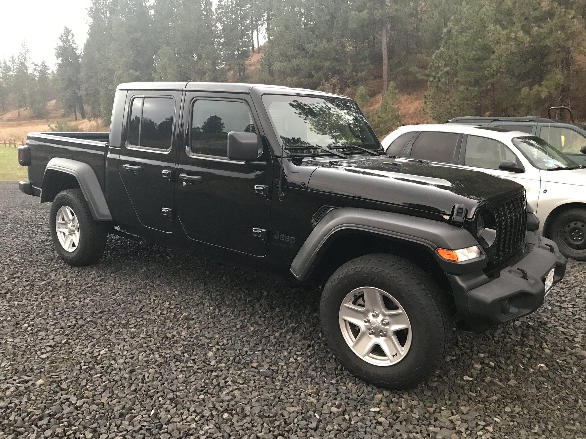 Jeep Gladiator Is anybody happy with the new Gladiator 79240E69-382D-4E3B-89B6-0B6BBC56B00D