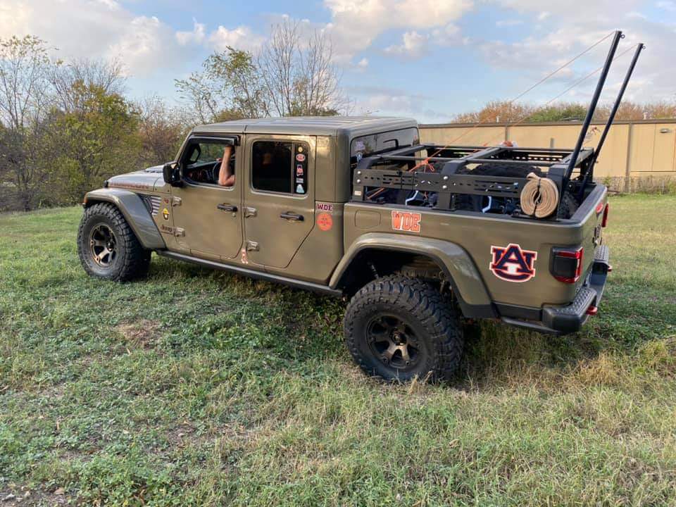 Jeep Gladiator Why did you/didn’t you lift your JT? FB_IMG_1605321984725