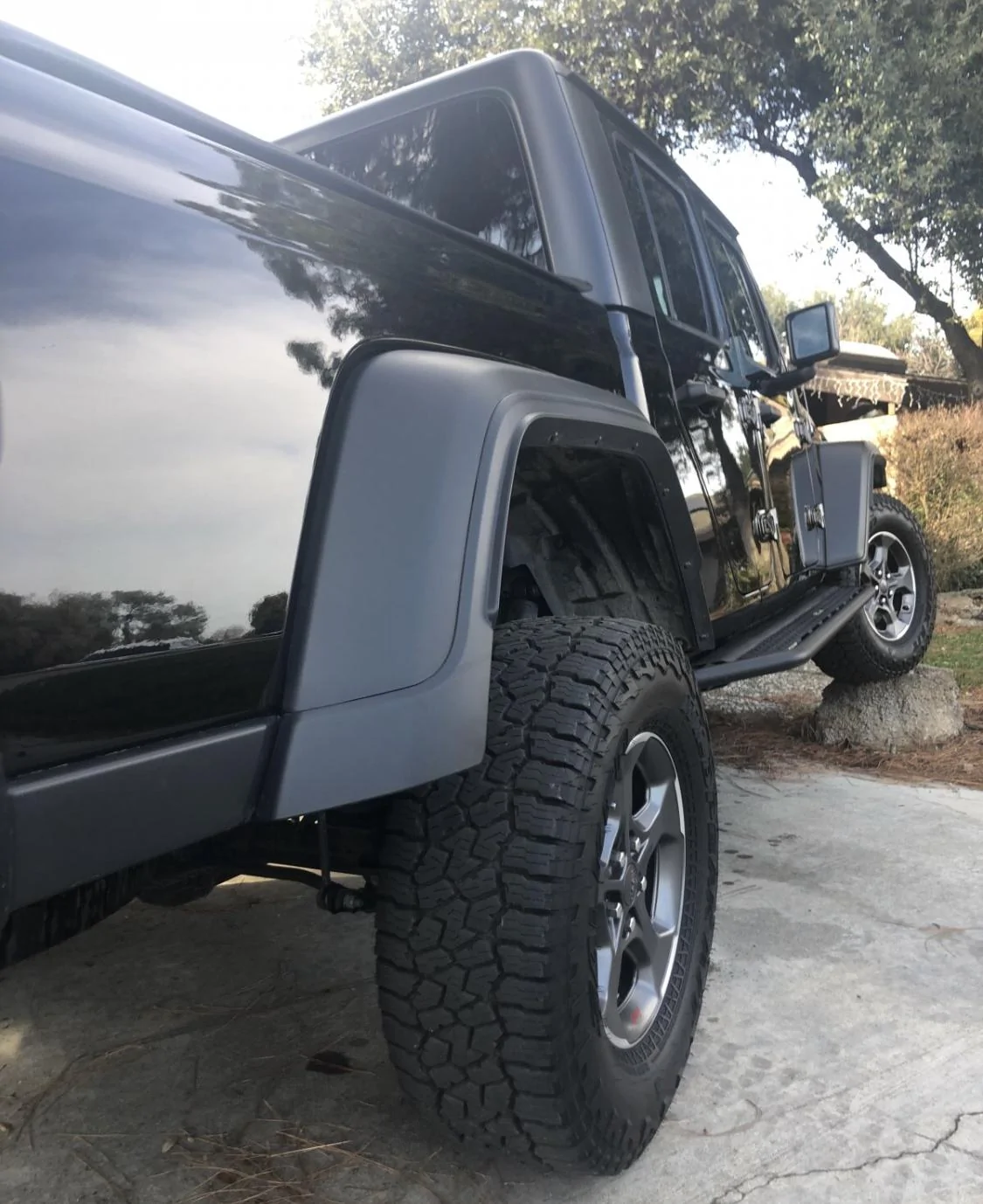 Jeep Gladiator GoRhino Dominator D6 Step Rails $300. 4C1A0EDB-3218-4780-B8C6-5490E0730F0E