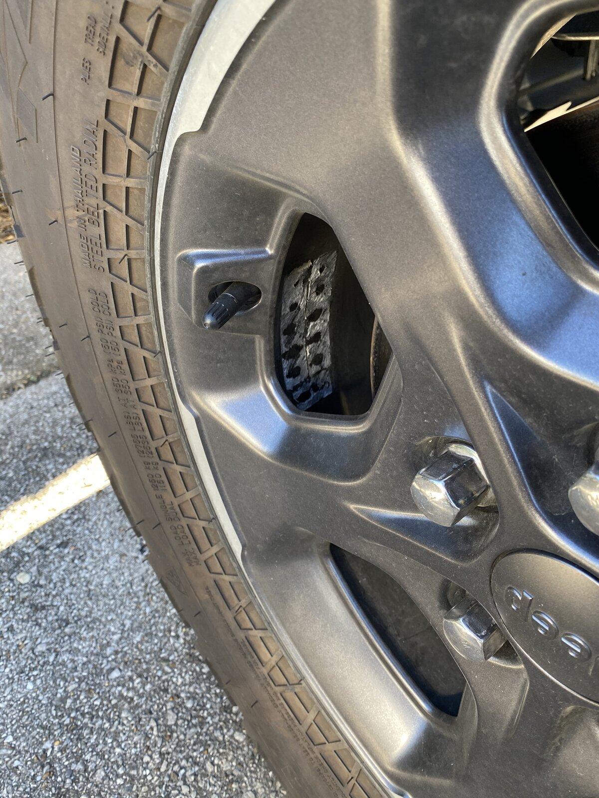 Jeep Gladiator Is there where wheel weights should be? E96D0508-0A29-4F04-80AA-3F408B6A4F67