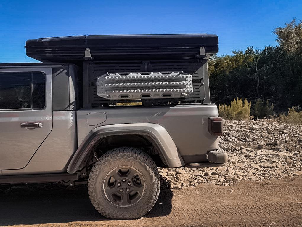 Jeep Gladiator Jeepasaurus_Rex -- 2021 JTR diesel build - Overland received_421149855713969