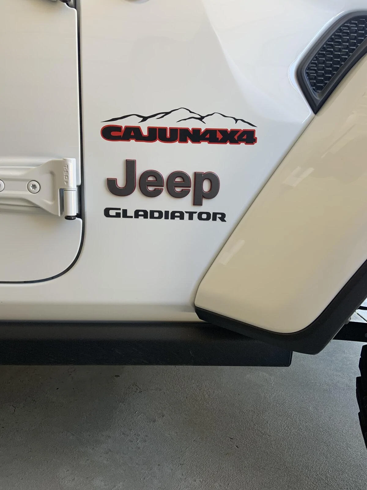 Jeep Gladiator Stickers and decal pics! IMG_5517