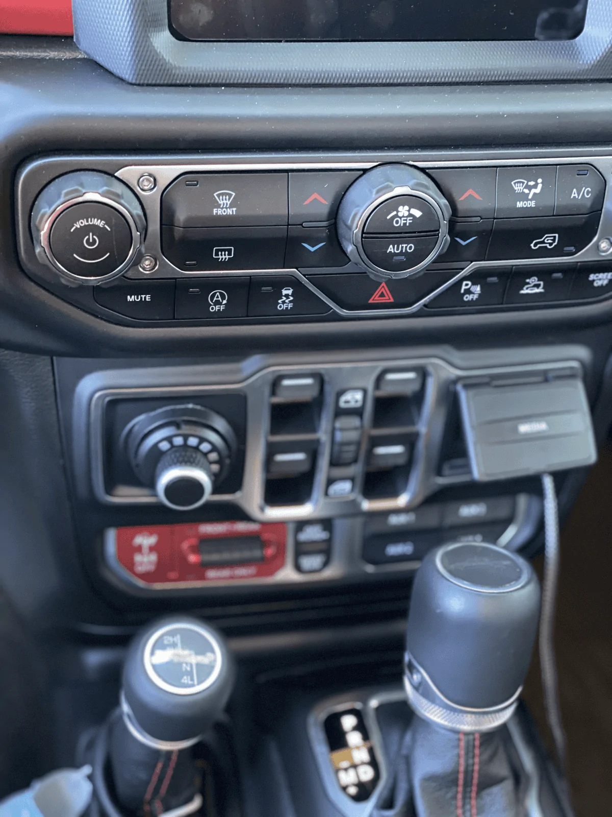 Jeep Gladiator Guys HELP!!! Gas Or Diesel tempImagevqZqSL