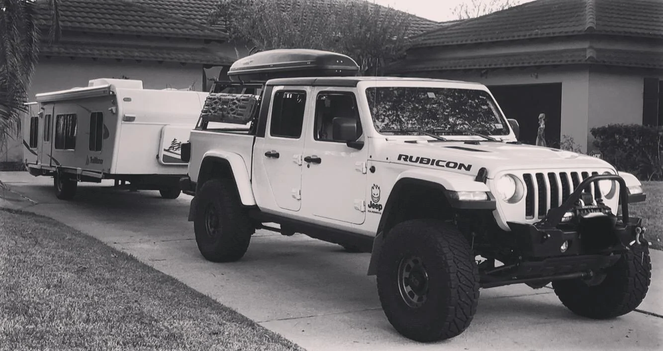 Jeep Gladiator Decision-Making on JTR or stick w/ a real truck? EDC2968B-D31C-4B07-8CE9-A25810BC8F2B