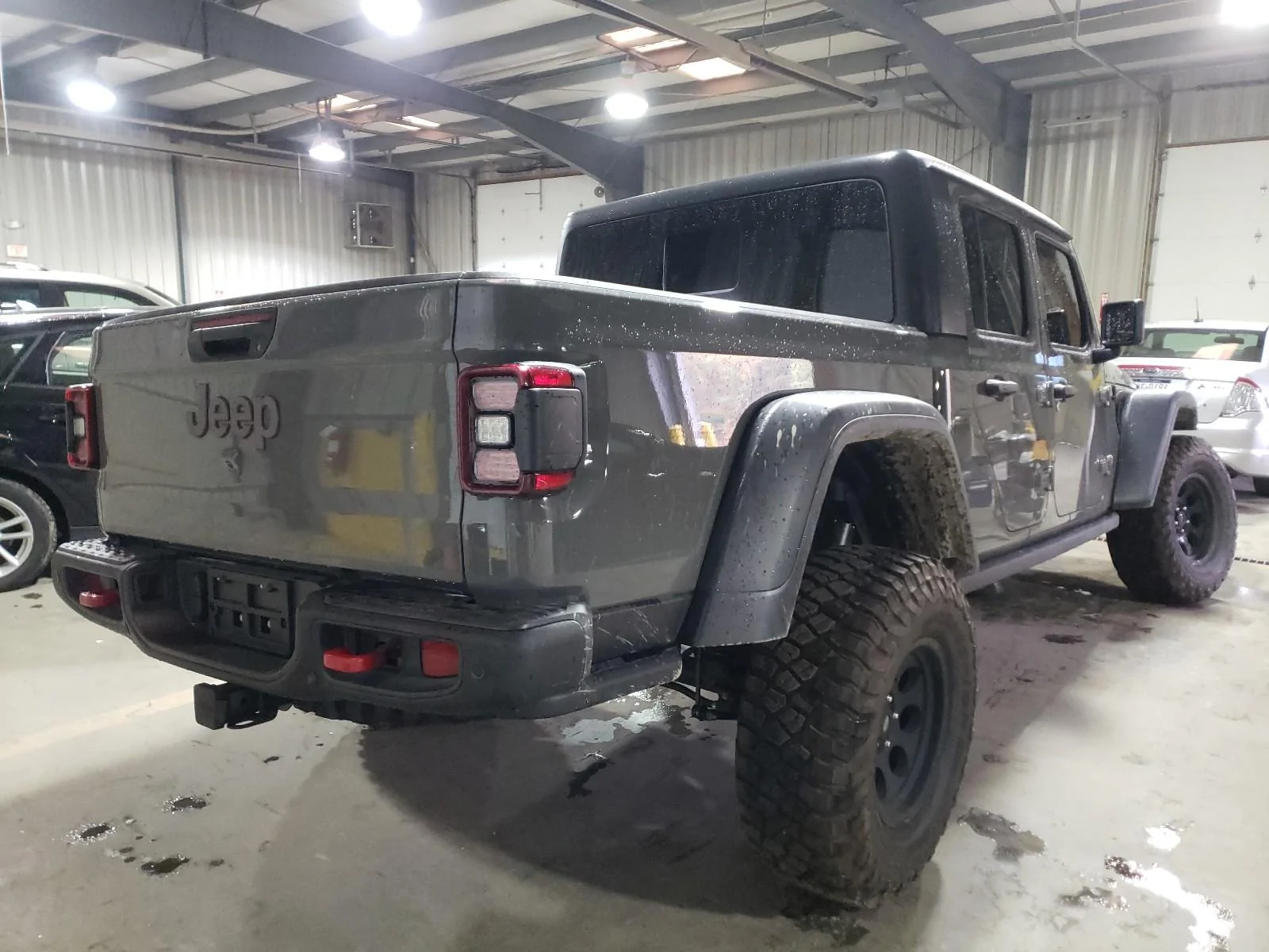 Jeep Gladiator A sad bunch of pics. Link to salvage gladiators for sale vid44550760_uid5fa959eda5806