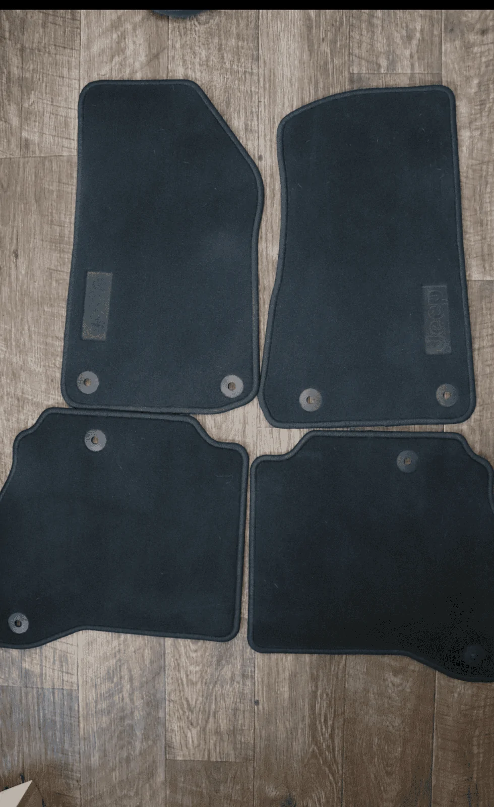 Jeep Gladiator Premium Carpet Floor Mats (SoCal) Screenshot_20201118-101240~2