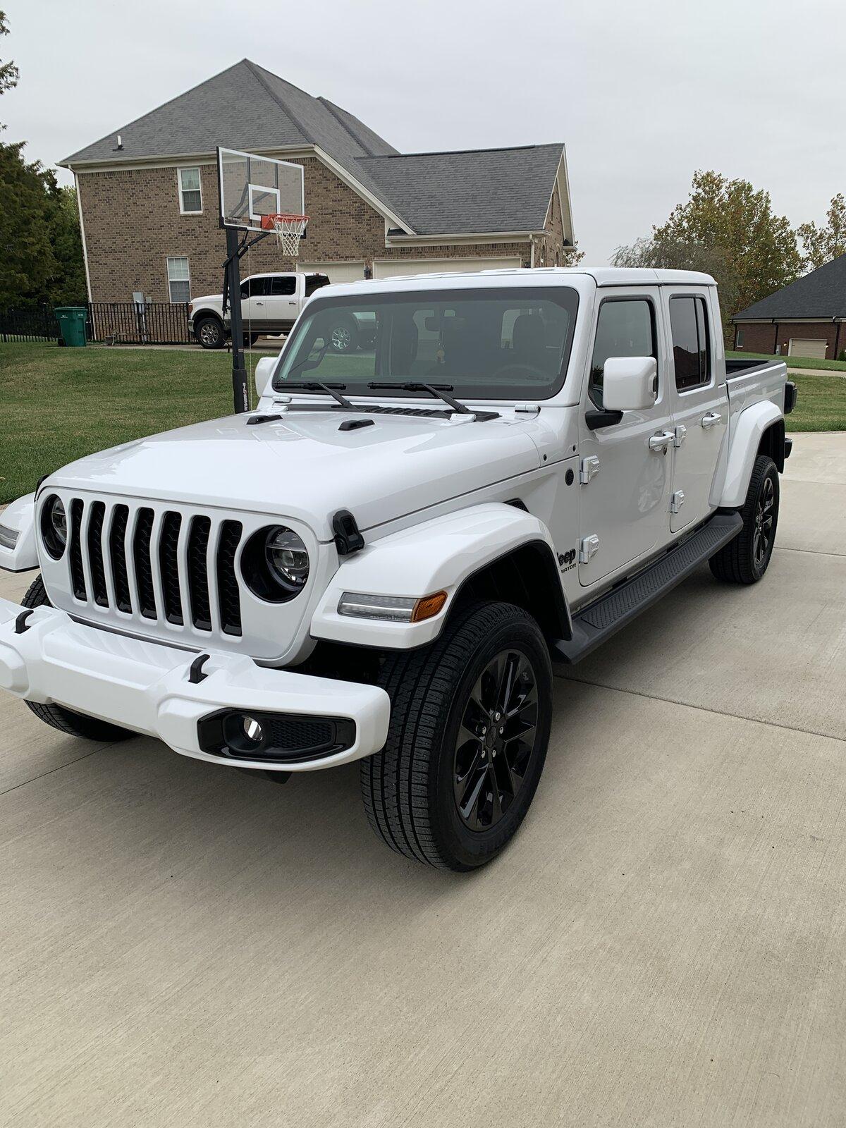 Jeep Gladiator Finally picked up my Diesel Rubi..... WOW 815651D8-65AB-412B-AA81-F54DAFDE41BD