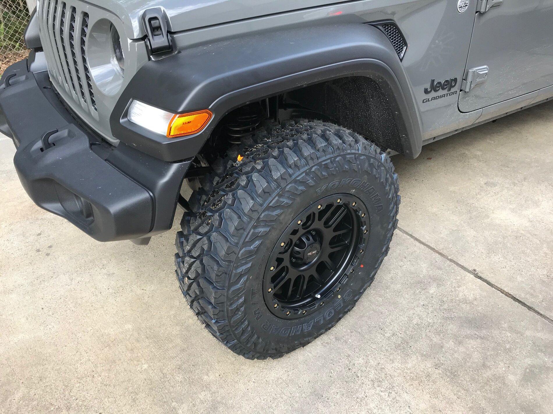 Jeep Gladiator New Tires and Wheels are ON IMG_2014
