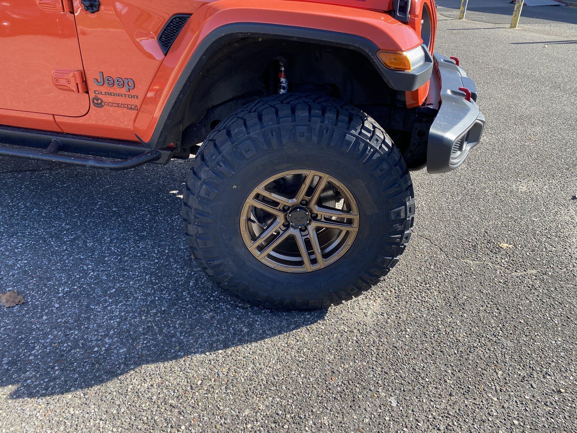 Jeep Gladiator Lets see the spacer lifts 17A1674B-BDBE-440A-9CEA-0165C2273F8C
