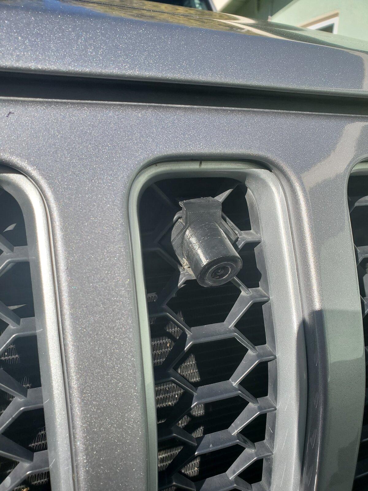 Jeep Gladiator Grille Inserts with Trail cam Z-Auto cam