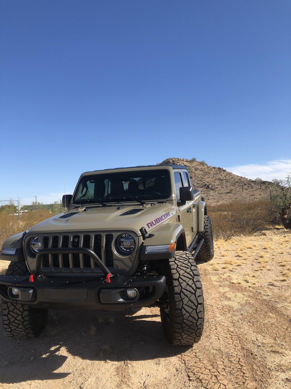 Jeep Gladiator GATOR Gladiator JT Club 14A00E1F-0CC7-4307-A420-4348AB19973E