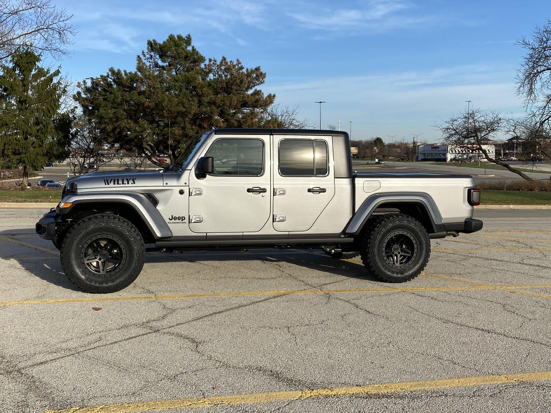 Jeep Gladiator Lets see the spacer lifts 13992DEA-5D18-4849-B59D-D4CA4D067AB3