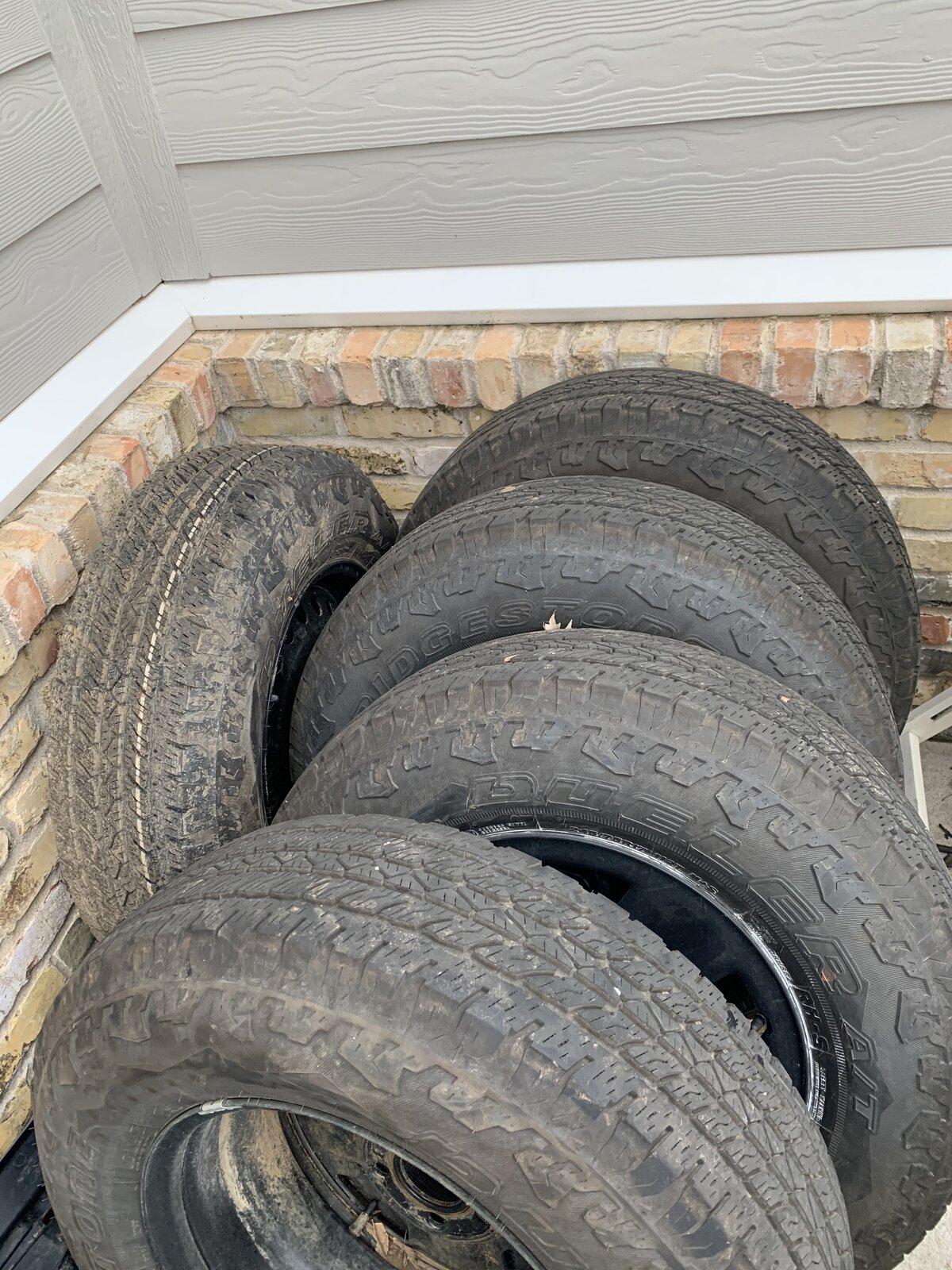 Jeep Gladiator Gladiator Tire Takeoffs, Less than 2,000 Miles (Northwest Arkansas) tire 1