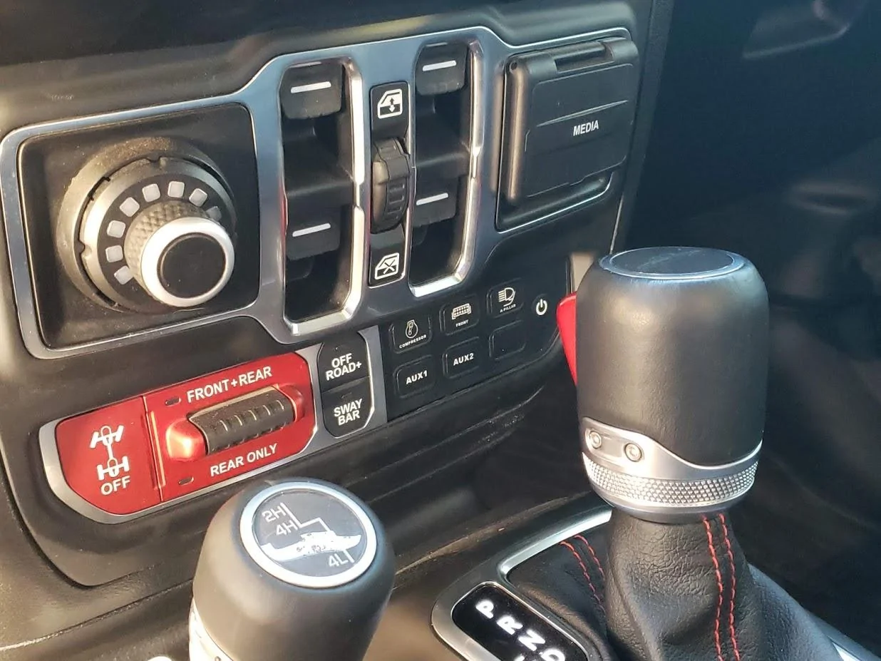 Jeep Gladiator What did you do TO your Gladiator today? [ADMIN WARNING: NO POLITICS, NO GUN TALK] voswitch