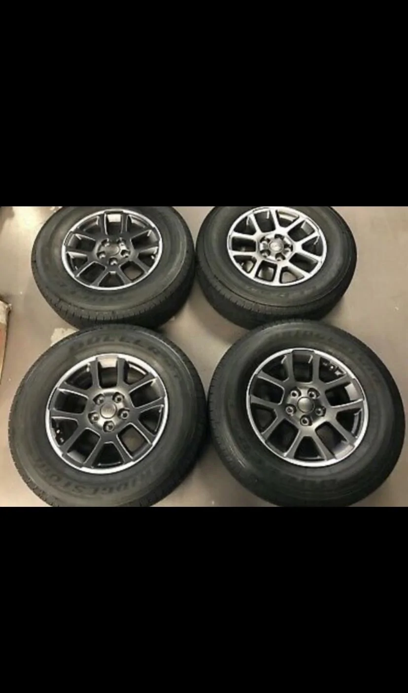 Jeep Gladiator OVERLAND SET BRAND NEW $500 36FC98BD-9A4F-4822-8243-3729710D4A8D