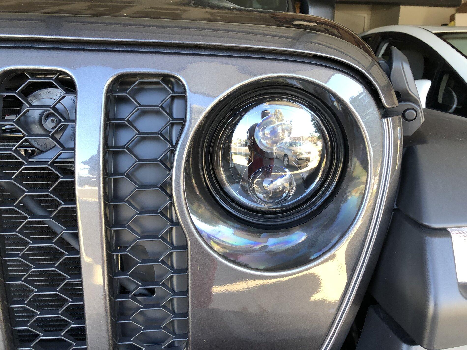 Jeep Gladiator Headlight Upgrade for Sport S W/ Max Tow E37FC482-8780-40D4-BC61-81E1139FABBD
