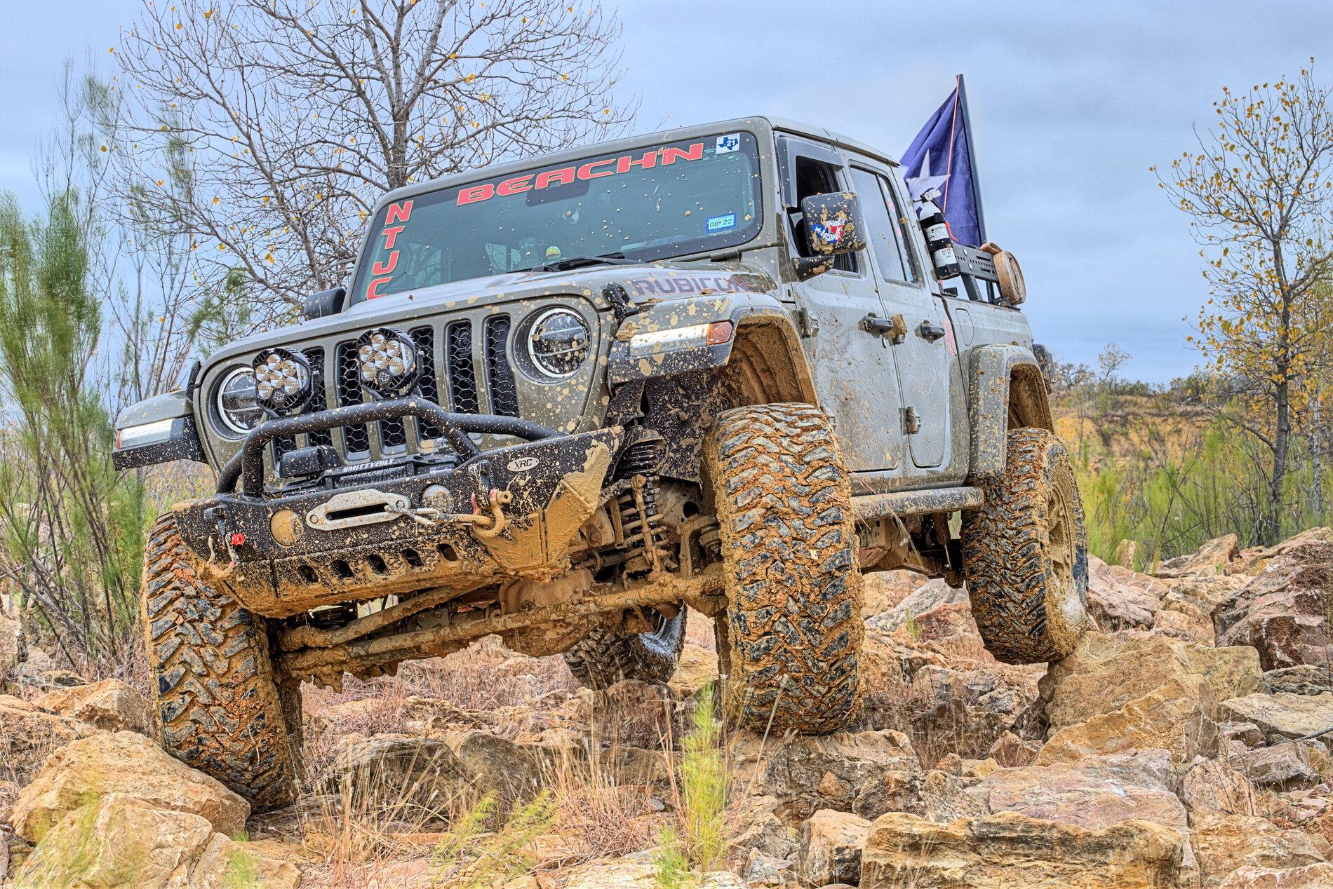 Jeep Gladiator Gladiator Glamour Shots BeachinFlagSmall