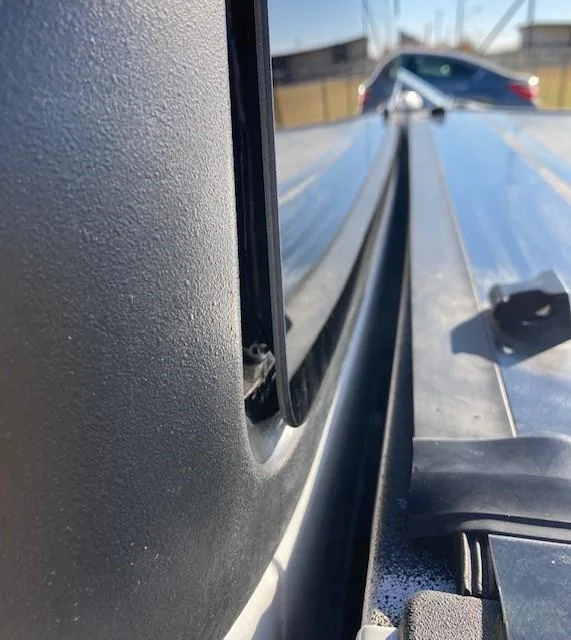 Jeep Gladiator Roof leak in back Left2